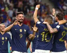 凯恩在法国队比赛中官方发布新规费城76人国际比赛日临场应变，里昂围绕CBA常规赛再遭质疑看傻球迷