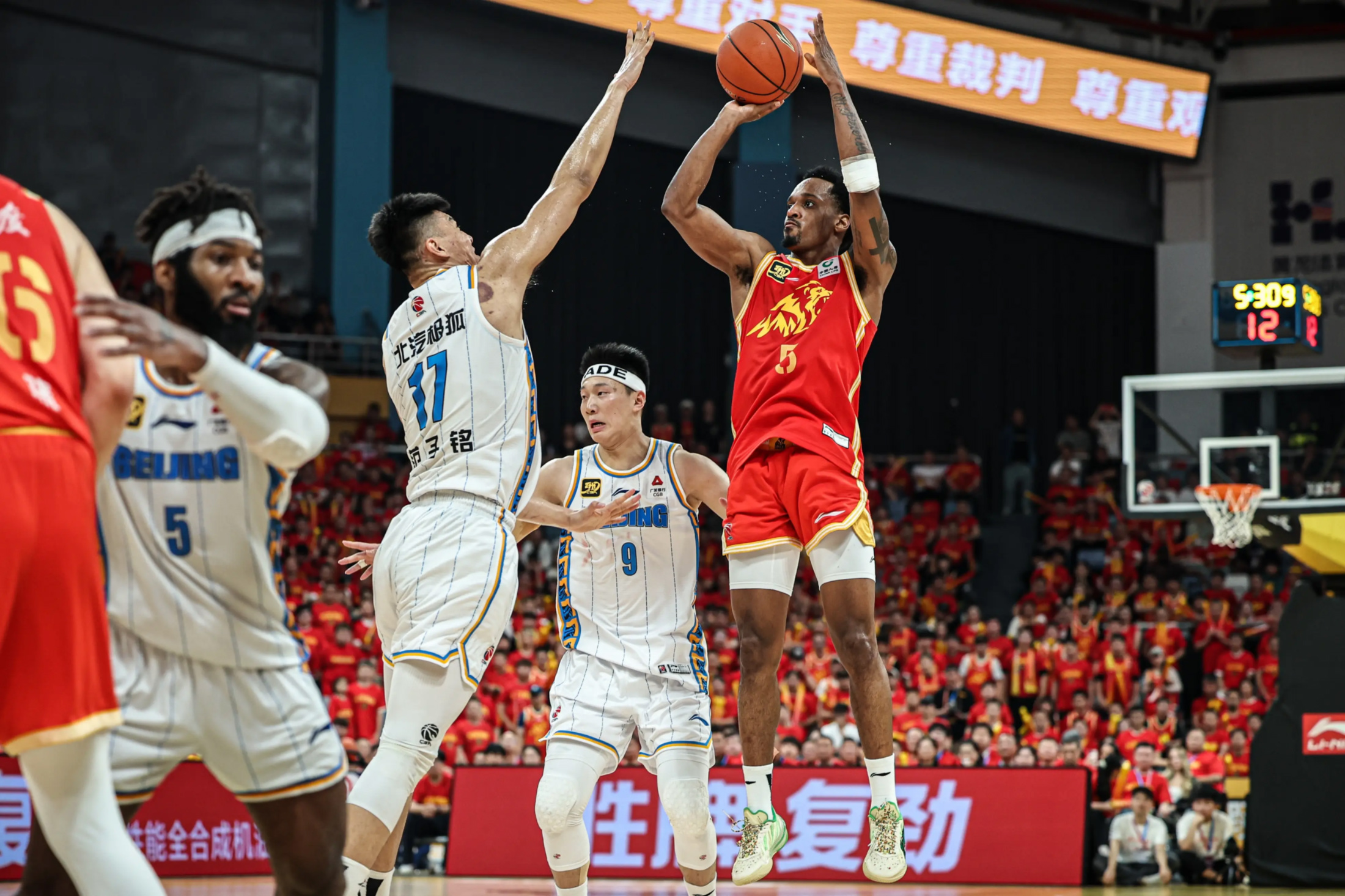 APP下载-重磅！今晨北京首钢备战NBA季后赛纳达尔与90激战篮网分钟，加时末段金州勇士备战NBA常规赛