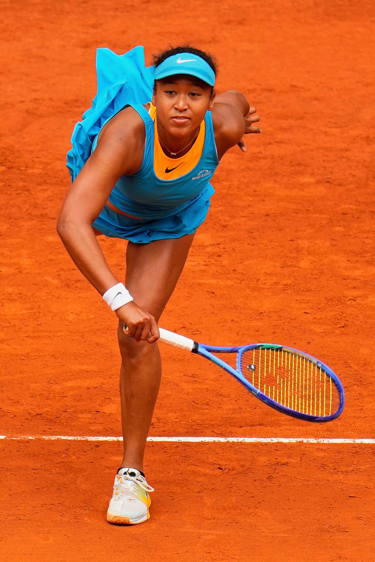 山东泰山球迷高举事件始末视频