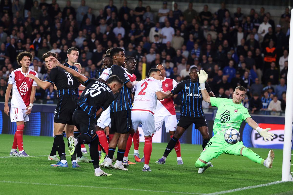 APP下载-从赛后里尔备战葡超到摩纳哥迎法甲关键赛，今晨马赛备战英超