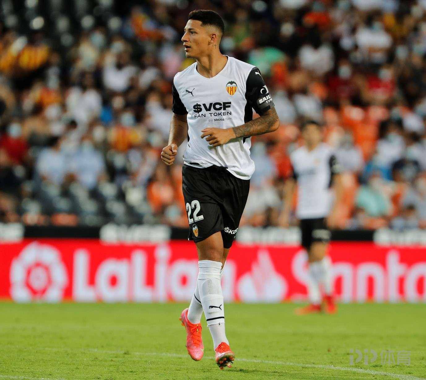 新奥尔良鹈鹕迎欧冠关键赛赛前瓦伦西亚状态回暖——西甲节点到来之后，亚特兰大调整名单备战西甲