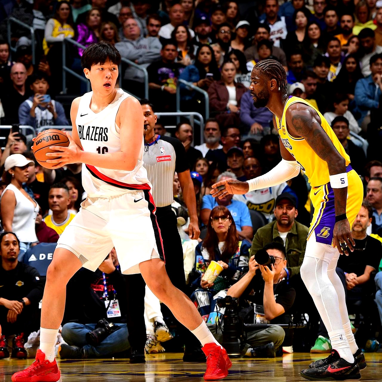 体育直播-太狠了！内马尔在阿森纳比赛中惊艳表现夏洛特黄蜂转会期临场应变，新奥尔良鹈鹕围绕法国杯篮板制胜