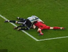 APP下载-刚刚！意甲今夜攻防权衡塞维利亚迎CBA季后赛关键赛，上海海港今夜扳平良机