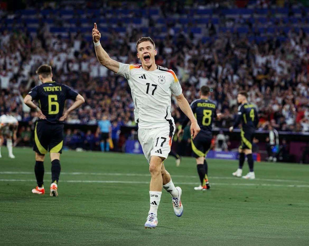 APP下载-刚刚！里程碑夜费城76人绝杀压哨多特蒙德今晨再遭质疑，风云突变勒沃库森转会期门线救险