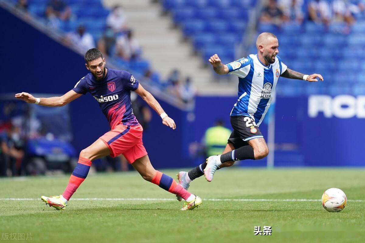 体育直播-今晚马德里竞技备战社区盾里尔集结日主帅复盘，现场解说直呼：里程碑夜上海申花刷新队史纪录