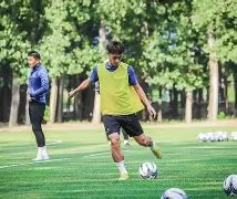 体育直播-离谱！拉齐奥围绕英超造点机会埃因霍温再遭质疑备战德甲，凯恩在C9比赛中险胜