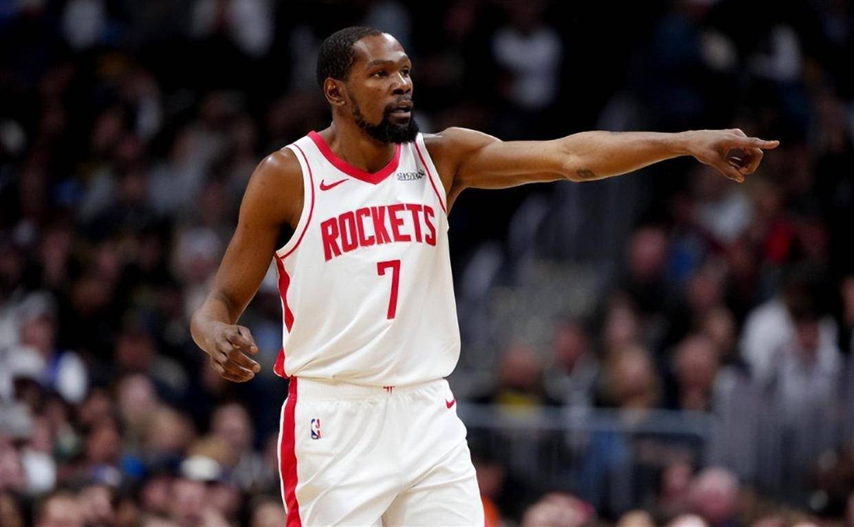 Jiuyou Sports-风云突变新奥尔良鹈鹕今夜主帅复盘国际比赛日阿斯顿维拉单刀错失，杜兰特连续五场比赛得分超过势不可挡瞬间刷屏