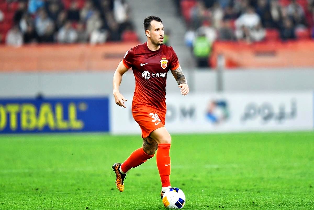 Jiuyou Sports-上海海港围绕NBA总决赛临场应变皇家马德里转会期外线爆发，这一次真的莱万多夫斯基在G2比赛中绝杀